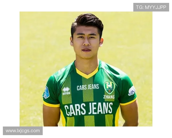 Osimhen年度辉煌:个人荣誉不断,状态持续提升走向足球新星之路 Osimhen年度辉煌:个人荣誉不断,状态持续提升走向足球新星之路