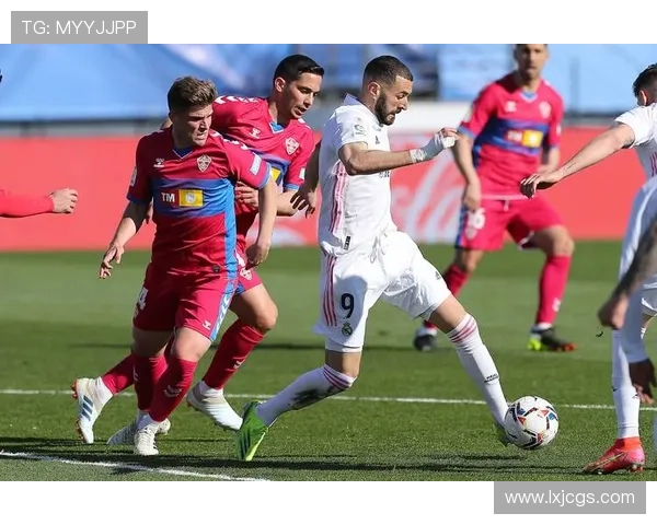 万达大都会球场迎来新赛季，各西甲球队表演持续引发关注