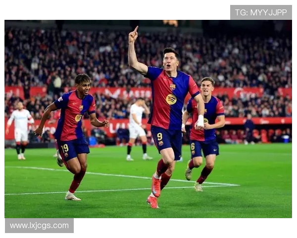 拉菲尼亚对阵顶级豪门关键战表现解析