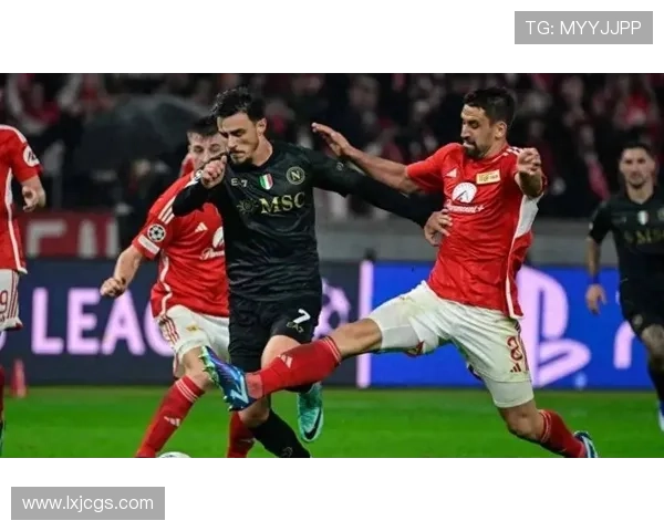 奥纳纳出球能力遭遇阿森纳高位逼抢考验