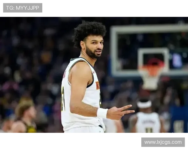 穆雷突破排挡改变进攻节奏，关键时刻得分效率明显提升